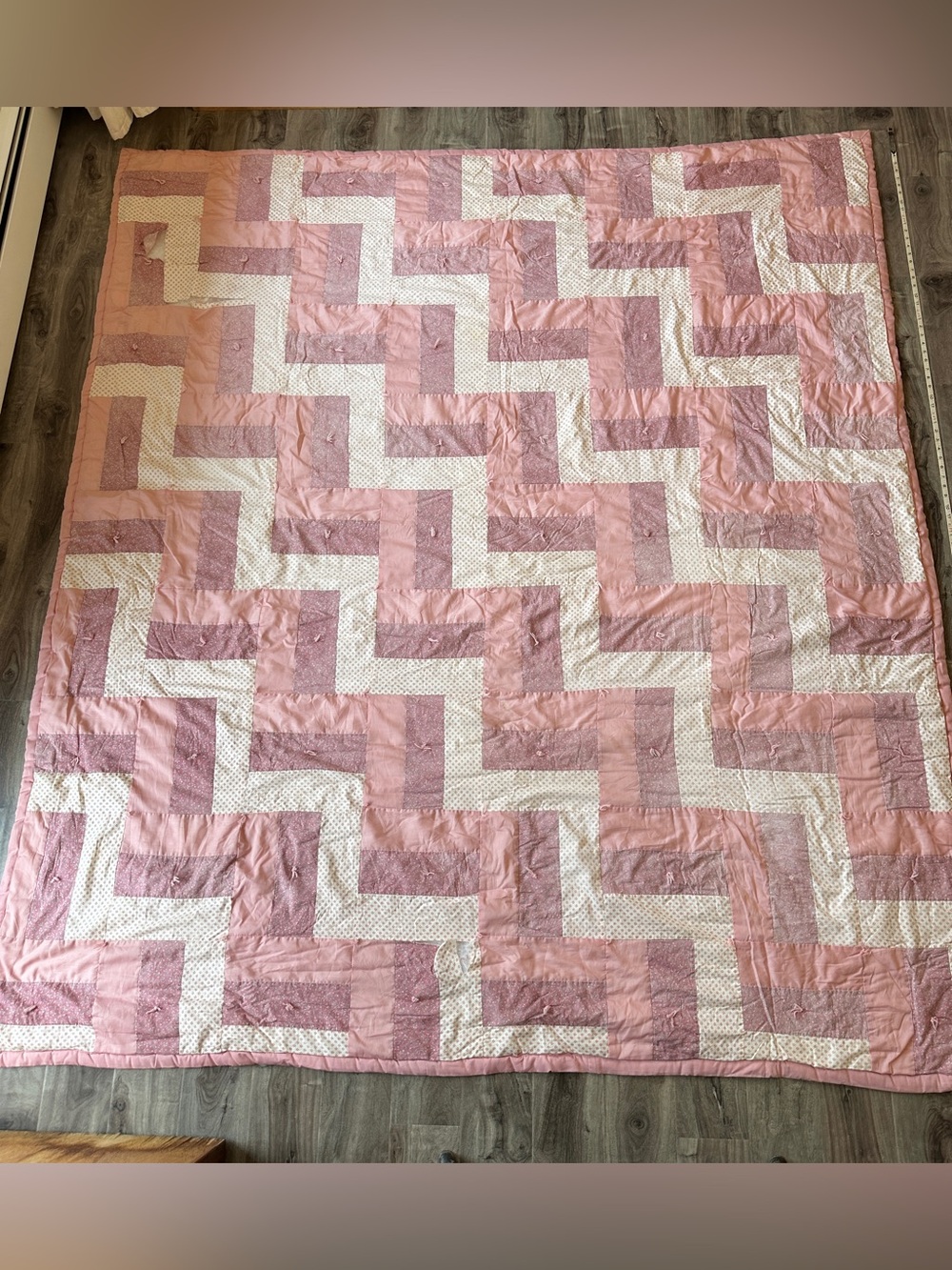 Pink Floral Patchwork Zigzag Quilt DIY Craft Re-Purpose Quilt Coat